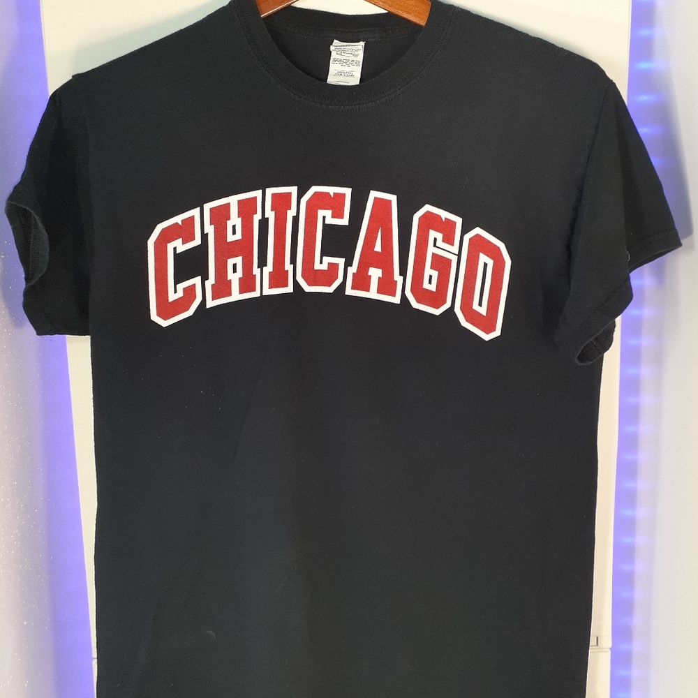 GILDAN Shirt